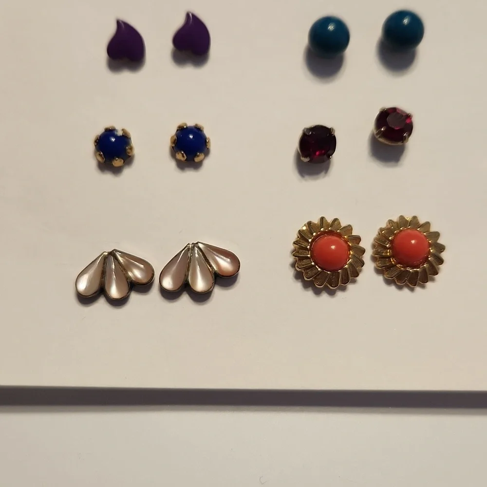 Stud Earring Collection - Picture 6 of 8
